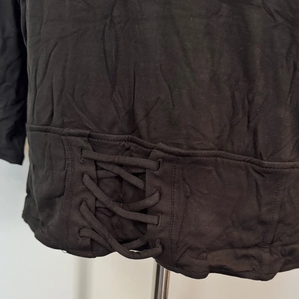 New York & Company Black tshirt soft Top NWT L - Picture 3 of 12